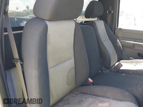 ✅ 2007 Chevrolet Silverado 1500 Work Truck • VIN: 1GCEC14C07Z556984 • Лот: 42839792. Опубликован ранее на IAAI с пробегом 268 018 миль. Бесплатный доступ к архиву аукционных продаж из США и подробный отчёт об истории автомобиля на DreamBid. Изображение 8.