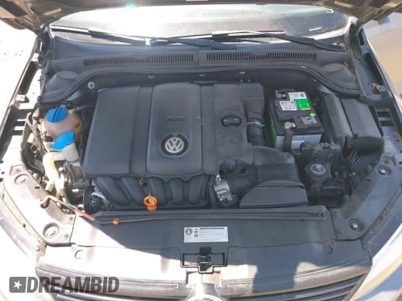 ✅ 2011 Volkswagen Jetta SE • VIN: 3VWDZ7AJ6BM392678 • Lot: 42828544. Wystawiony na IAAI z przebiegiem 128 706 mil. Bezpłatny archiwum sprzedaży aukcyjnych z USA i szczegółowy raport historii pojazdu na DreamBid. Zdjęcie 10.