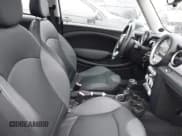 ✅ 2008 MINI Hardtop • VIN: WMWMF33588TT63923 • Lot: 43849823. Listed on IAAI with 112,756 mi. Free auction sales archive from the USA and detailed vehicle history report at DreamBid. Image 5.