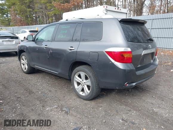 ✅ 2010 Toyota Highlander Limited • VIN: JTEDK3EH2A2156022 • Lot: 41683741. Listed on IAAI with 165,099 mi. Free auction sales archive from the USA and detailed vehicle history report at DreamBid. Image 3.