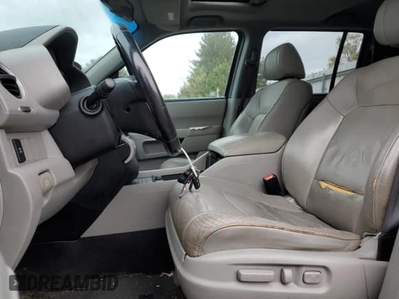 ✅ 2010 Honda Pilot EX-L • VIN: 5FNYF4H61AB014106 • Лот: 90313085. Опубликован ранее на Copart с пробегом 266 846 миль. Бесплатный доступ к архиву аукционных продаж из США и подробный отчёт об истории автомобиля на DreamBid. Изображение 7.