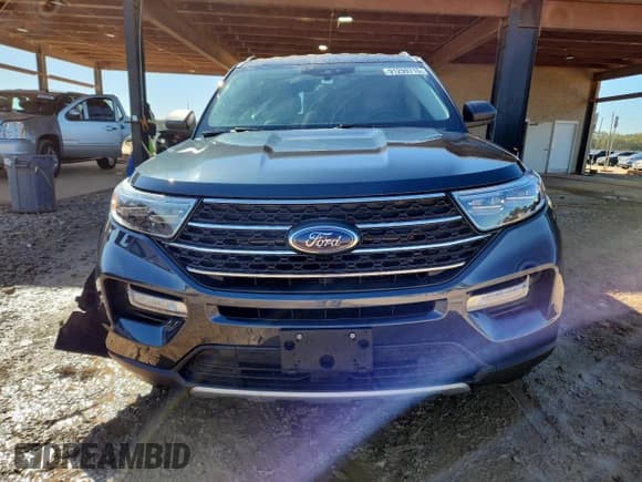 ✅ 2022 Ford Explorer XLT • VIN: 1FMSK7DH2NGC31861 • Lot: 91299715. Wystawiony na Copart z przebiegiem 55 250 mil. Bezpłatny archiwum sprzedaży aukcyjnych z USA i szczegółowy raport historii pojazdu na DreamBid. Zdjęcie 5.