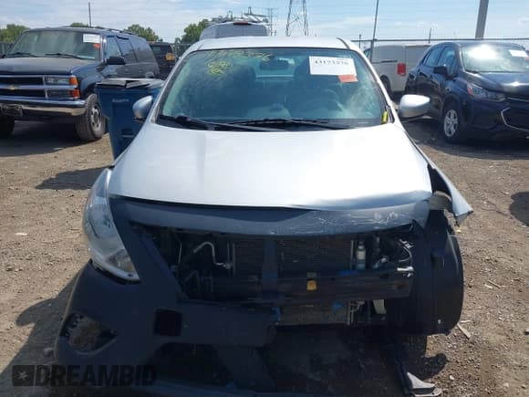 ✅ 2017 Nissan Versa S • VIN: 3N1CN7AP8HK434970 • Lot: 43173376. Wystawiony na IAAI z przebiegiem 161 636 mil. Bezpłatny archiwum sprzedaży aukcyjnych z USA i szczegółowy raport historii pojazdu na DreamBid. Zdjęcie 13.