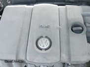 ✅ 2014 Volkswagen Passat SE • VIN: 1VWBP7A37EC012980 • Lot: 42172477. Wystawiony na IAAI z przebiegiem 111 525 mil. Bezpłatny archiwum sprzedaży aukcyjnych z USA i szczegółowy raport historii pojazdu na DreamBid. Zdjęcie 16.