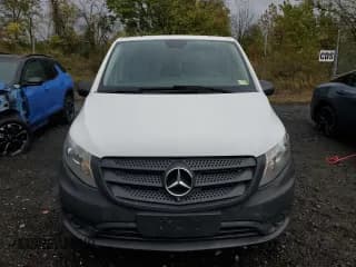 ✅ 2016 Mercedes-Benz Metris Cargo • VIN: WD3PG2EA6G3095903 • Lot: 89469975. Wystawiony na Copart z przebiegiem 73 729 mil. Bezpłatny archiwum sprzedaży aukcyjnych z USA i szczegółowy raport historii pojazdu na DreamBid. Zdjęcie 5.