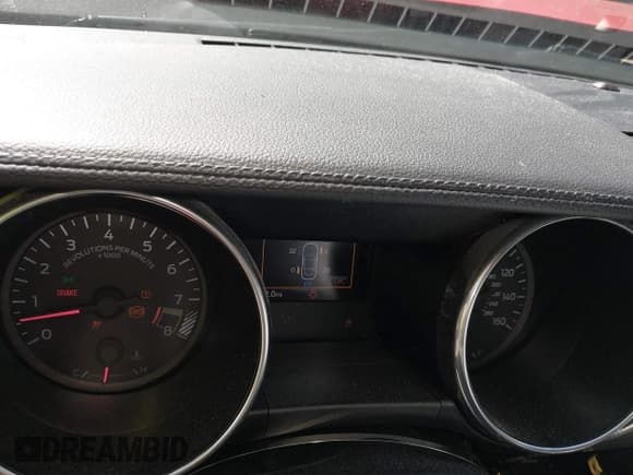 ✅ 2020 Ford Mustang GT • VIN: 1FA6P8CF4L5128968 • Lot: 42330888. Wystawiony na IAAI z przebiegiem 76 622 mil. Bezpłatny archiwum sprzedaży aukcyjnych z USA i szczegółowy raport historii pojazdu na DreamBid. Zdjęcie 16.