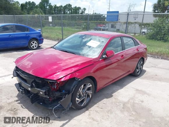 ✅ 2024 Hyundai Elantra Limited • VIN: KMHLP4DG2RU778745 • Lot: 42497312. Listed on IAAI with 18,973 mi. Free auction sales archive from the USA and detailed vehicle history report at DreamBid. Image 2.