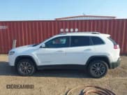 ✅ 2020 Jeep Cherokee Latitude Plus • VIN: 1C4PJMLB8LD609690 • Lot: 43128385. Wystawiony na IAAI z przebiegiem 55 029 mil. Bezpłatny archiwum sprzedaży aukcyjnych z USA i szczegółowy raport historii pojazdu na DreamBid. Zdjęcie 14.