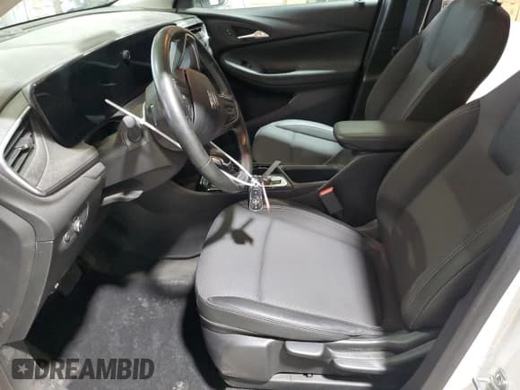 ✅ 2024 Buick Encore GX Preferred • VIN: KL4AMBS28RB093476 • Lot: 81233625. Listed on Copart with 25,536 mi. Free auction sales archive from the USA and detailed vehicle history report at DreamBid. Image 7.