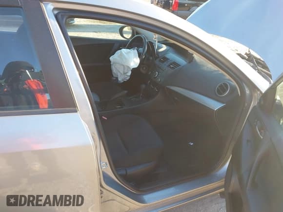 ✅ 2012 Mazda 3 i Touring • VIN: JM1BL1VF1C1501660 • Лот: 43604860. Опубликован ранее на IAAI с пробегом 148 510 миль. Бесплатный доступ к архиву аукционных продаж из США и подробный отчёт об истории автомобиля на DreamBid. Изображение 5.