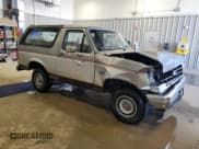 ✅ 1987 Ford Bronco • VIN: 1FMDU15Y1HLA18796 • Lot: 46362585. Listed on Copart with 44,356 mi. Free auction sales archive from the USA and detailed vehicle history report at DreamBid. Image 4.