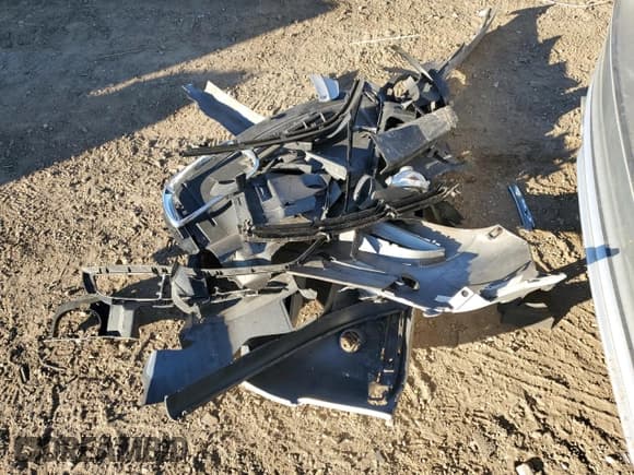 ✅ 2004 BMW 3 Series 325xi • VIN: WBAEP33454PF03604 • Lot: 76139264. Listed on Copart with Not provided. Free auction sales archive from the USA and detailed vehicle history report at DreamBid. Image 14.