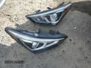 ✅ 2018 Hyundai Santa Fe Ultimate • VIN: 5XYZW4LA1JG548327 • Лот: 41119633. Опубликован ранее на Copart с пробегом 66 028 миль. Бесплатный доступ к архиву аукционных продаж из США и подробный отчёт об истории автомобиля на DreamBid. Изображение 13.