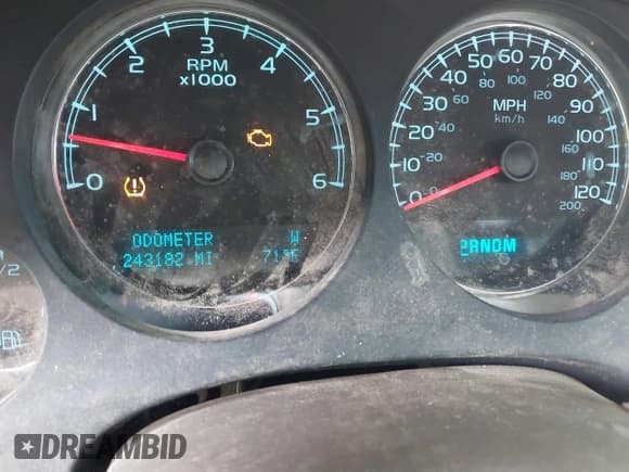 ✅ 2009 Chevrolet Silverado 1500 • VIN: 3GCEC33J79G169282 • Lot: 41387505. Wystawiony na IAAI z przebiegiem 243 182 mil. Bezpłatny archiwum sprzedaży aukcyjnych z USA i szczegółowy raport historii pojazdu na DreamBid. Zdjęcie 7.