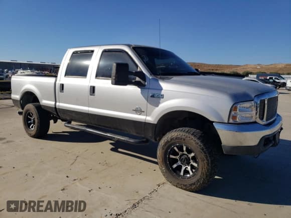 ✅ 1999 Ford F-350 XL • VIN: 1FTSW31F1XED24261 • Lot: 85533805. Wystawiony na Copart z przebiegiem 154 938 mil. Bezpłatny archiwum sprzedaży aukcyjnych z USA i szczegółowy raport historii pojazdu na DreamBid. Zdjęcie 4.