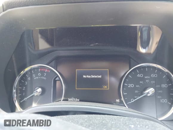 ✅ 2021 Ford F-250 XL • VIN: 1FT7W2BN1MEC88704 • Lot: 42390438. Listed on IAAI with 56,923 mi. Free auction sales archive from the USA and detailed vehicle history report at DreamBid. Image 7.