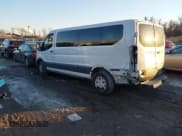 ✅ 2017 Ford Transit XL • VIN: 1FBZX2ZM6HKB15369 • Lot: 41422736. Wystawiony na IAAI z przebiegiem 159 105 mil. Bezpłatny archiwum sprzedaży aukcyjnych z USA i szczegółowy raport historii pojazdu na DreamBid. Zdjęcie 3.