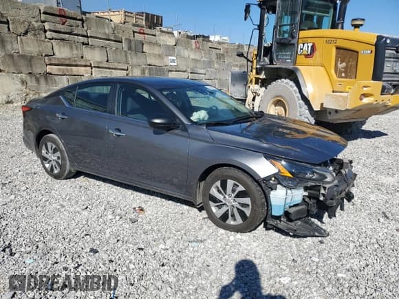 ✅ 2024 Nissan Altima S • VIN: 1N4BL4BV0RN424199 • Lot: 82298875. Listed on Copart with 14,639 mi. Free auction sales archive from the USA and detailed vehicle history report at DreamBid. Image 4.