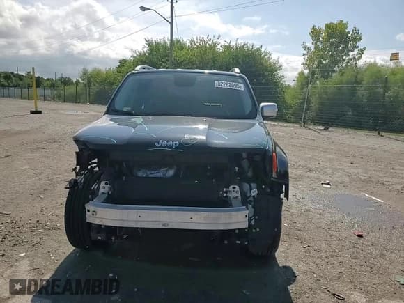 ✅ 2015 Jeep Renegade Limited • VIN: ZACCJBDT0FPB53073 • Lot: 82262095. Listed on Copart with 55,548 mi. Free auction sales archive from the USA and detailed vehicle history report at DreamBid. Image 13.