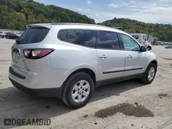 ✅ 2013 Chevrolet Traverse LS • VIN: 1GNKRFEDXDJ268753 • Lot: 72027524. Wystawiony na Copart z przebiegiem 134 116 mil. Bezpłatny archiwum sprzedaży aukcyjnych z USA i szczegółowy raport historii pojazdu na DreamBid. Zdjęcie 3.