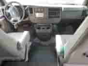 2013 Chevrolet Express Passenger LT с VIN 1GNWGRFG4D1154507, выставлен на аукционе Copart как лот 44062045 с пробегом 44 561 миль миль и Списание • Salvage title. История ставок и продаж доступна на DreamBid. Изображение 8.