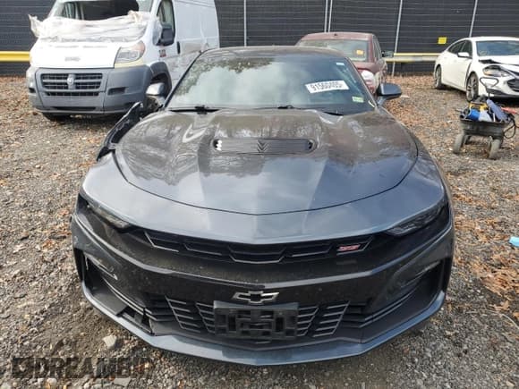 ✅ 2019 Chevrolet Camaro 2SS • VIN: 1G1FH1R79K0141394 • Lot: 91560405. Wystawiony na Copart z przebiegiem 69 259 mil. Bezpłatny archiwum sprzedaży aukcyjnych z USA i szczegółowy raport historii pojazdu na DreamBid. Zdjęcie 5.