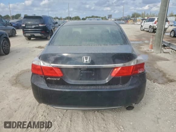 ✅ 2014 Honda Accord LX • VIN: 1HGCR2F37EA174098 • Lot: 94303775. Listed on Copart with 227,497 mi. Free auction sales archive from the USA and detailed vehicle history report at DreamBid. Image 6.