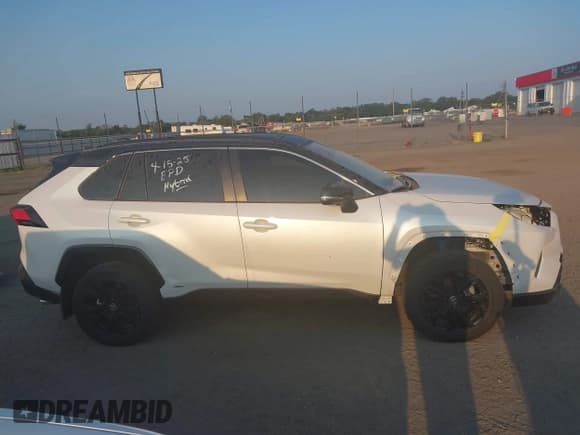 ✅ 2023 Toyota RAV4 Hybrid XSE • VIN: JTME6RFV0PD548322 • Lot: 43225817. Listed on IAAI with 43,480 mi. Free auction sales archive from the USA and detailed vehicle history report at DreamBid. Image 13.
