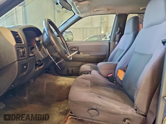 ✅ 2006 Chevrolet Colorado • VIN: 1GCDT138668119309 • Лот: 95133875. Опубликован ранее на Copart с пробегом 121 832 миль. Бесплатный доступ к архиву аукционных продаж из США и подробный отчёт об истории автомобиля на DreamBid. Изображение 7.