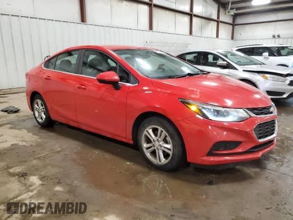 2017 Chevrolet Cruze LT z VIN 1G1BG5SE0H7255849, wystawiony jako Copart lot #84495614 z przebiegiem 109 700 mil mil oraz Czysty tytuł • Clean title. Historia ofert i sprzedaży dostępna na DreamBid. Obrazek 4.