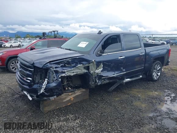 ✅ 2018 Chevrolet Silverado 1500 LTZ • VIN: 3GCUKSEJ0JG275115 • Lot: 42234380. Wystawiony na IAAI z przebiegiem Nie podano. Bezpłatny archiwum sprzedaży aukcyjnych z USA i szczegółowy raport historii pojazdu na DreamBid. Zdjęcie 18.