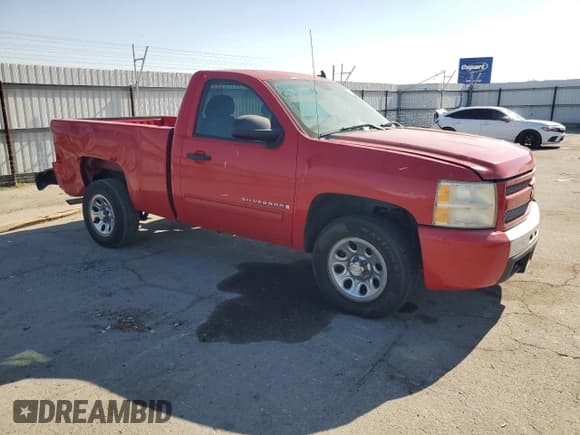 ✅ 2009 Chevrolet Silverado 1500 • VIN: 1GCEC24C79Z131285 • Lot: 92264825. Wystawiony na Copart z przebiegiem 146 596 mil. Bezpłatny archiwum sprzedaży aukcyjnych z USA i szczegółowy raport historii pojazdu na DreamBid. Zdjęcie 4.
