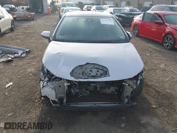 ✅ 2021 Toyota Corolla LE • VIN: JTDEPMAE2MJ161033 • Lot: 43725770. Wystawiony na IAAI z przebiegiem 59 261 mil. Bezpłatny archiwum sprzedaży aukcyjnych z USA i szczegółowy raport historii pojazdu na DreamBid. Zdjęcie 6.