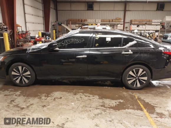 ✅ 2019 Nissan Altima SL • VIN: 1N4BL4EV6KN312573 • Лот: 43379802. Опубликован ранее на IAAI с пробегом 182 672 миль. Бесплатный доступ к архиву аукционных продаж из США и подробный отчёт об истории автомобиля на DreamBid. Изображение 13.