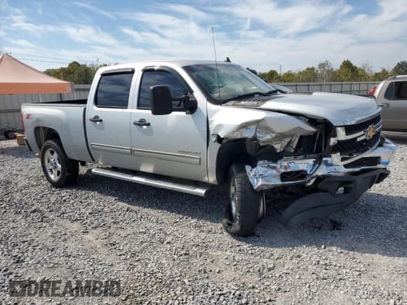✅ 2011 Chevrolet Silverado 2500HD LT • VIN: 1GC1KXCG3BF243981 • Lot: 82581555. Listed on Copart with 245,387 mi. Free auction sales archive from the USA and detailed vehicle history report at DreamBid. Image 4.