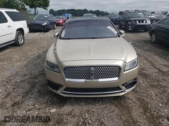 ✅ 2017 Lincoln Continental Reserve • VIN: 1LN6L9NC8H5629590 • Lot: 65441665. Wystawiony na Copart z przebiegiem 62 256 mil. Bezpłatny archiwum sprzedaży aukcyjnych z USA i szczegółowy raport historii pojazdu na DreamBid. Zdjęcie 5.