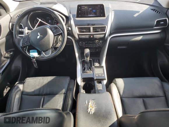 ✅ 2018 Mitsubishi Eclipse Cross SE • VIN: JA4AT5AA6JZ041241 • Lot: 58379505. Listed on Copart with 87,099 mi. Free auction sales archive from the USA and detailed vehicle history report at DreamBid. Image 8.