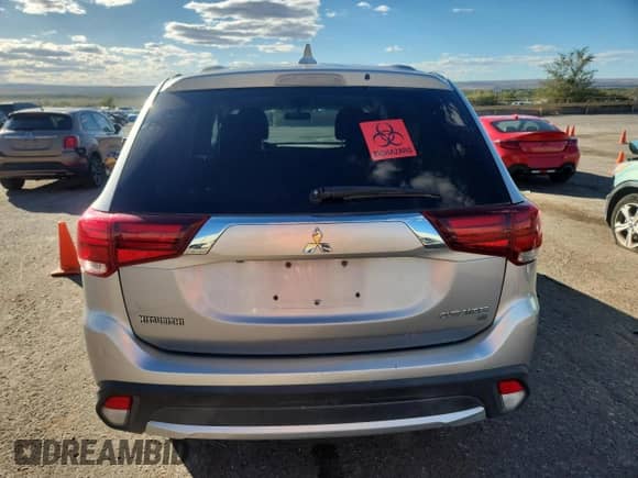 2018 Mitsubishi Outlander SE with VIN JA4AD3A39JJ004198, listed as a Copart auction lot 87282365 with 140,590 mi miles and Clean title. Bid and sale history available at DreamBid. Image 6.