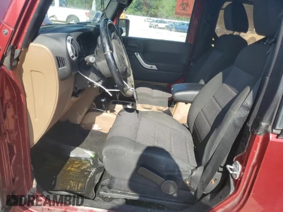 ✅ 2011 Jeep Wrangler Sahara • VIN: 1J4AA5D16BL606416 • Lot: 68573425. Listed on Copart with 93,108 mi. Free auction sales archive from the USA and detailed vehicle history report at DreamBid. Image 7.