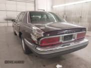 ✅ 1993 Buick Park Avenue • VIN: 1G4CU5315P1604663 • Lot: 42624407. Wystawiony na IAAI z przebiegiem 139 617 mil. Bezpłatny archiwum sprzedaży aukcyjnych z USA i szczegółowy raport historii pojazdu na DreamBid. Zdjęcie 3.