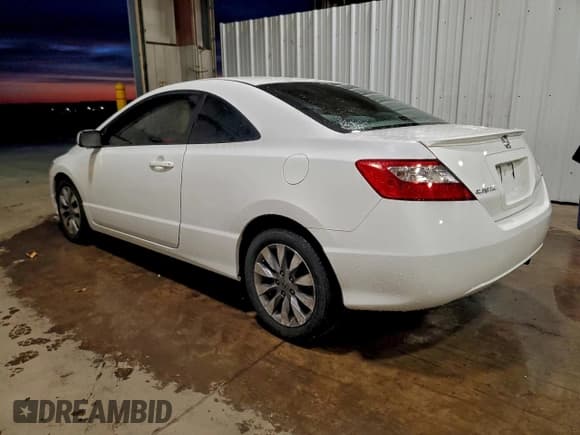 ✅ 2009 Honda Civic EX-L • VIN: 2HGFG12979H523453 • Лот: 94121595. Опубликован ранее на Copart с пробегом 86 646 миль. Бесплатный доступ к архиву аукционных продаж из США и подробный отчёт об истории автомобиля на DreamBid. Изображение 2.
