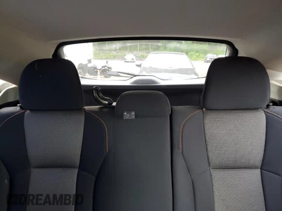 ✅ 2018 Subaru Crosstrek Premium • VIN: JF2GTADC1J8316379 • Lot: 63738725. Wystawiony na Copart z przebiegiem 70 017 mil. Bezpłatny archiwum sprzedaży aukcyjnych z USA i szczegółowy raport historii pojazdu na DreamBid. Zdjęcie 10.