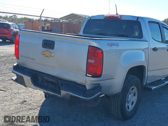 ✅ 2020 Chevrolet Colorado 4WD Work Truck • VIN: 1GCGTBENXL1205894 • Lot: 41058177. Listed on IAAI with 61,374 mi. Free auction sales archive from the USA and detailed vehicle history report at DreamBid. Image 6.