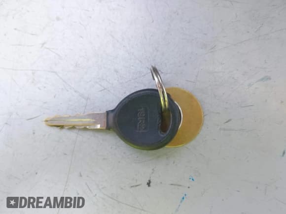 ✅ 2004 Chevrolet Silverado 2500HD LS • VIN: 1GCHC23U04F264942 • Лот: 42478706. Опубликован ранее на IAAI с пробегом 258 175 миль. Бесплатный доступ к архиву аукционных продаж из США и подробный отчёт об истории автомобиля на DreamBid. Изображение 11.