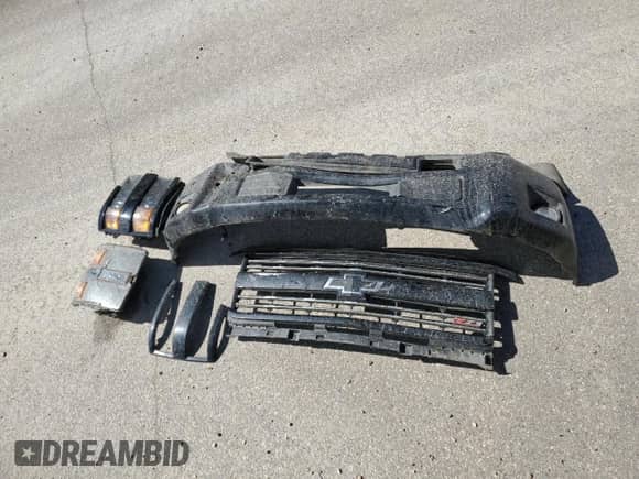 2017 Chevrolet Silverado 3500HD LTZ with VIN 1GC4K0EY3HF184708, listed as a Copart auction lot 68829495 with 251,642 mi miles and Salvage title. Bid and sale history available at DreamBid. Image 12.