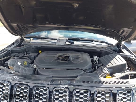 ✅ 2019 Jeep Grand Cherokee Upland • VIN: 1C4RJFAG6KC695105 • Lot: 43284609. Listed on IAAI with 73,349 mi. Free auction sales archive from the USA and detailed vehicle history report at DreamBid. Image 10.