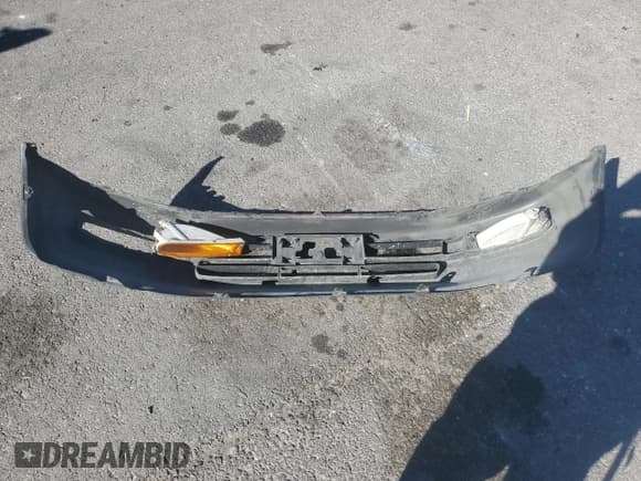 ✅ 1997 Toyota RAV4 • VIN: JT3HP10V0V7032739 • Лот: 85534285. Опубликован ранее на Copart с пробегом 185 651 миль. Бесплатный доступ к архиву аукционных продаж из США и подробный отчёт об истории автомобиля на DreamBid. Изображение 13.