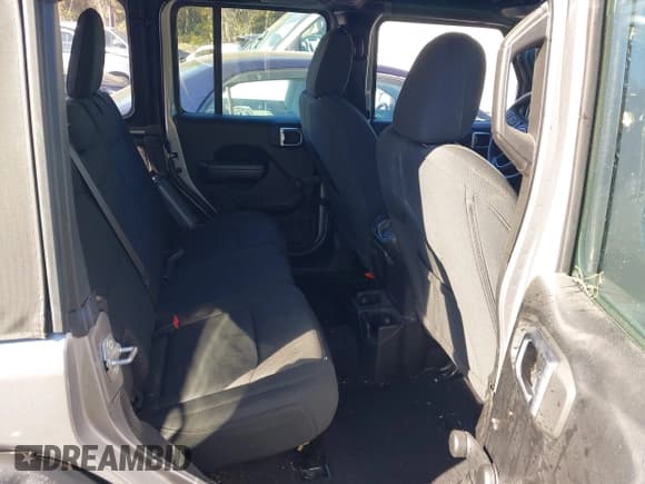 ✅ 2021 Jeep Wrangler Unlimited 80th Anniversary • VIN: 1C4HJXDN6MW543158 • Lot: 43412860. Listed on IAAI with 39,666 mi. Free auction sales archive from the USA and detailed vehicle history report at DreamBid. Image 8.