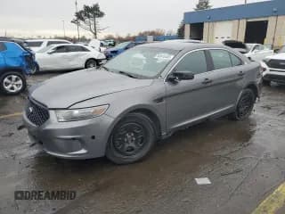 ✅ 2018 Ford Police Interceptor • VIN: 1FAHP2MK9JG141783 • Lot: 90910485. Wystawiony na Copart z przebiegiem 55 009 mil. Bezpłatny archiwum sprzedaży aukcyjnych z USA i szczegółowy raport historii pojazdu na DreamBid. Zdjęcie 1.