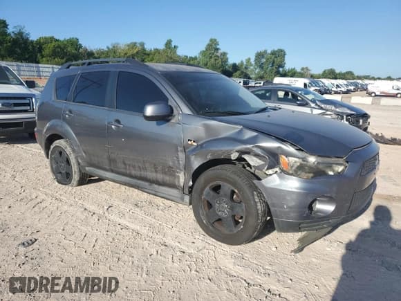 ✅ 2011 Mitsubishi Outlander ES • VIN: JA4AS2AW5BU032624 • Lot: 66719005. Listed on Copart with 140,509 mi. Free auction sales archive from the USA and detailed vehicle history report at DreamBid. Image 4.